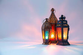 It looks really pretty at night when the lights dim in the house… the pictures don't do it justice: Why You Should Be Decking The Halls For Ramadan About Islam