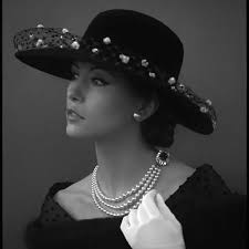 Suspension Of Disbelief by Daniel Loveday, Painting, Oil