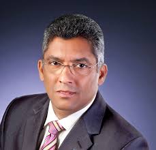 Etiqueta: Marco Cross