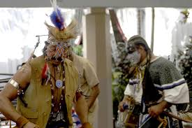 File:US Navy 061128-N-1280S-023 Dr. David L. Bevett of the Oahu chapter  Warrior Circle leads the group in a tribal dance.jpg - Wikimedia Commons
