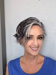 Nancy Nee's Instagram, Twitter & Facebook