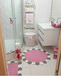 Dekorasi Kamar Mandi Biasa Menjadi Makin Cantik Gaya Shabby Chic Badezimmer Umgestalten Schone Zuhause Badschrank
