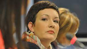 Najnapadaniji čovek u srbiji ove godine, publicista zoran ćirjaković, odgovaautor i voditelj miodrag zarković#helmкast #zorancirjakovic #zarkovic. Zoran Cirjakovic Hunted Insulted And Dug In The Past Society