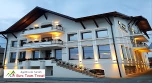 Citiți tot anunțul!nu percepem taxe sau comisioane!nu se cere limba!nu se cere calificare sau experiența pe domeniu!oferim un loc de muncă stabil și sigur.salariile încep de la 11 euro/ ora brut și pot creste. Hotel Buchenland Gura Humorului Cazare Gura Humorului Bucovina