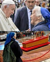 Katholika TV | Momento de comoção e respeito no velório do Papa Francisco. Durante o primeiro momento reservado exclusivamente a cardeais e bispos, a... | Instagram