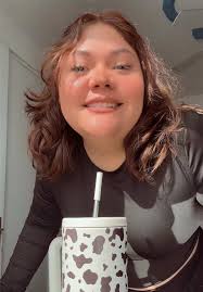 Yo después del gym haciendo de todo menos meterme a bañar 🤭 #cardiowo...