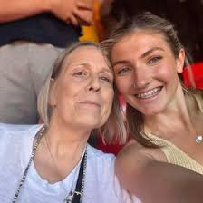 Mary Kerry (marykerry14)