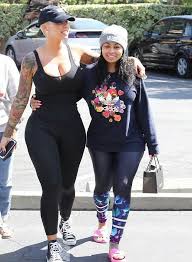 Blac Chyna And Amber Rose Relationship Pin By Lea On Fashion With Images Amber Rose Celebrity Red Carpet