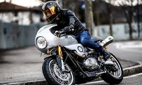 Bullet Time Alo S Cafe Thruxton R Return Of The Cafe Racers
