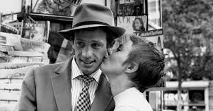 Ο πασίγνωστος ηθοποιός, ζαν πολ μπελμοντό έφυγε σε ηλικία 88 ετών, έχοντας αφήσει το. Mjcx4knfwjvpnm