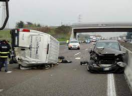 Gianluca capiraso 1 luglio 2019. Incidente In A4 Schianto A Trezzo Sull Adda Un Morto E Un Ferito Gravissimo