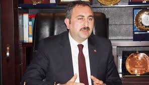 Olağan kongresinde mkyk üyesi seçildi. Adalet Bakani Abdulhamit Gul Kimdir