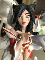 23x21x 26 cm material : New Authentic Limited League Of Legends Ahri Unlocked Statue Action Figure Ebay