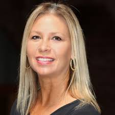 Kim Starnes, Hernando, MS Real Estate Associate