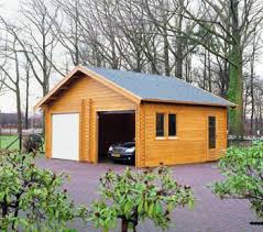 Holzgarage Www Pineca De Holzgaragen Garage Aus Holz Holzgarage Gartengestaltung