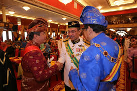 توانكو سيد هارون ڤوترا ابن المرحوم سيد حسن جمال الليل; H2oteam On Twitter Ds Hishammuddinh2o Bersama Engku Maharaja Lela Setia Paduka Datuk Syed Budriz Putra Syed Amir Abidin Jamalullail Di Istana Alam Shah Klang Https T Co 8fca3bosgj