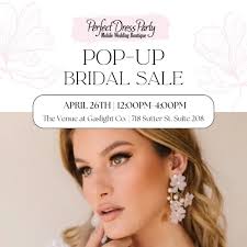 Real Weddings Wednesday: Presenting Amy Kathryn Bergsten and Peter O'Leary  Strawn