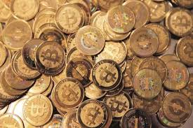 Dave roos an image of bitcoin and u.s. Bitcoin S Rally Crushed Every Other Currency In 2016 Here S Why