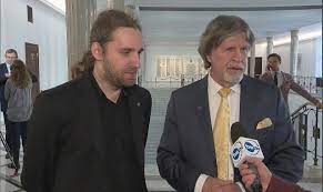 He is a member of the sejm for agreement. Andrzej Sosnierz I Dobromir Sosnierz Wybory Parlamentarne 2019 Tvn24