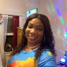 Pauline Brown's Instagram, Twitter & Facebook