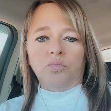 My daughter is looking for a 16U, B or C level team in the Dayton /northern  Cincinnati area to play