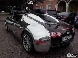 Inicio novedades / marcas bugatti vídeo: Profvoetballer Karim Benzema Rijdt Prive Graag Een Bugatti