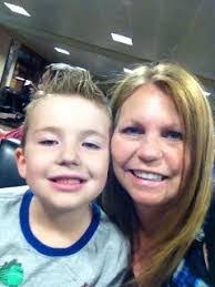 Tracey Kingston's Instagram, Twitter & Facebook