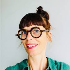 🙋‍♀️J'ai eu le plaisir de participer, vendredi, à la Soirée Business 2024  de la CCI Caen Normandie au Mémorial de Caen et l'honneur d'animer une  table avec la géniale Marie Chauveau !