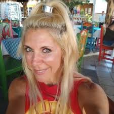 Jennifer Billings 🇺🇲 (@fit_chica)