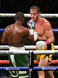Watch the replay video of the exhibition boxing match between the 44 years old american floyd mayweather jr. E7tmw1qbezvb1m