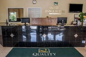 See reviews, photos, directions, phone numbers and more for quality inn olympia locations in olympia, wa. Hotel Quality Inn Suites Fife Fife Olympia Wa Hotelopia