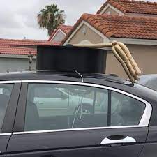 Surprise Car Parades Are All The Fun It S So Exciting To See Cars Dressed Up And The Creativity Dress Your Car Parade Graduation Cap Graduation Decorations