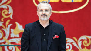 Miguel bosé aprovechó además para reiterar que su madre, lucía bosé, no fue víctima del coronavirus. Miguel Bose Y Nacho Palau Se Reencuentran Por Sus Hijos