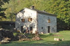 In tutte le camere troverete aria condizionata e tv satellitare, e disporrete del wifi in omaggio nell'intera struttura. La Confluenza B B Bagno Di Romagna Italy Booking Com