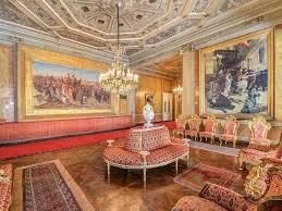 Dolmabahce Sarayi Nerede Nasil Gidilir Giris Ucreti Nedir Gezenti Anne