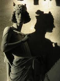 Kommissar peter haller erwartet am tag seiner rückkehr nach bamberg gleich der erste fall. Bamberger Reiter Western Sculpture Medieval World Medieval Art