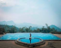 Cari tempat wisata atraksi lainnya dan beli dengan harga promo murah hanya di tiket.com. Harga Tiket Masuk Taman Love Soreang 2021 Kolam Renang Bentuk Cinta Rute Dari Ciwidey Bandung Jejakpiknik Dot Com