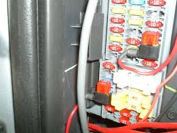 Since the fuse layout map on the inside cover of the fuse box is tough to read for those of us with older eyes, and since there have been several threads requesting such a diagram, i thought i'd go ahead and post this for whoever finds it useful. Help Evic Installing Question Jeep Kj And Kk Liberty Forum