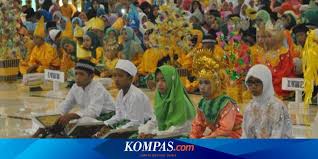 Admin mei 18, 2021 30 model jilbab untuk khatam alquran : Ribuan Anak Pontianak Khatam Bareng Al Quran Halaman All Kompas Com