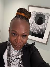 Hi, I have been in Spring Hill 6 years. I am always interested in anything  that involves movement(sports, hiking, running, etc). Read a book a week  and eat too many baked goods.