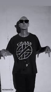 Travis barker's official youtube channel. Travis Barker On Twitter Me All 2020