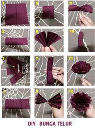 Gambar gubahan hiasan bunga telur cantik bagi yang sedang mencari idea membuat gubahan bunga telur diy, bolehlah rujuk koleksi gambar. Malay Wedding Style Bunga Telur Bunga Malay Style Telur Wedding In 2020 Servietten Falten Weihnachten Servietten Falten Weihnachtsbaum Servietten Falten