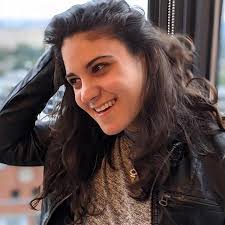 Rania Hanna's Instagram, Twitter & Facebook