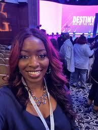 Maryanne Owen's Instagram, Twitter & Facebook