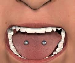 Sometimes, the body will reject a piercing. Piercing Hautkultur Mannheim Tattoo Piercing More