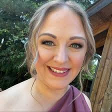 Lindsey Roe (elleroe)