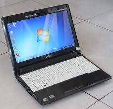 Bagi yang belum mengenal apa itu laptop, laptop adalah sebuah komputer jinjing yang didesai khusus untuk bisa bersifat simple dan bisa digunakan dimana mana, daya dari laptop berasal dari baterai, yang berarti anda tidak harus terus menerus berhubungan dengan stop kontak. Jual Netbook Acer Aspire One Ao531h Bekas Jual Beli Laptop Bekas Kamera Service Sparepart Di Malang