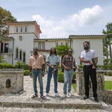 A partir do clube para o palco, o trio atlanta manter a adrenalina fluindo e na moeda processo de um novo slogan. Audio Migos Narcos Mp3 Download