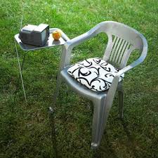 Quick Easy Garden Furniture Makeovers Plastic Garden Furniture Plastic Outdoor Furniture Painting Plastic Chairs