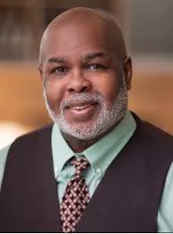 Leon Fuller's Instagram, Twitter & Facebook